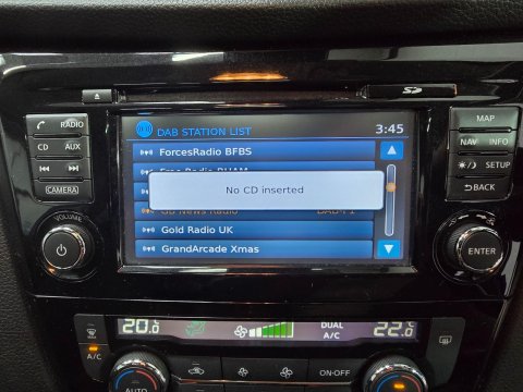 Nissan Qashqai 1.6 DIG-T N-Connecta Euro 6 (s/s) 5dr 30