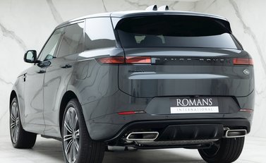 Land Rover Range Rover Sport P440e Dynamic SE 3
