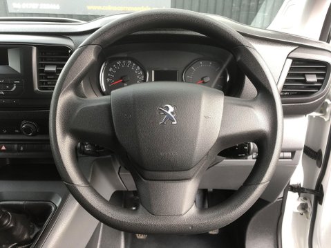 Peugeot Expert BLUEHDI PROFESSIONAL PREMIUM L1 22