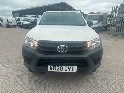 Toyota Hilux ACTIVE 4WD D-4D DCB 2