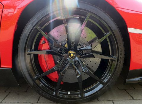 Lamborghini Aventador LP 720-4 Roadster 50th Anniversary 18