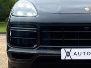 Porsche Cayenne V8 TURBO TIPTRONIC 17
