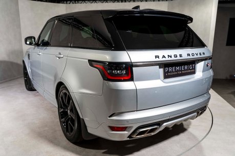Land Rover Range Rover Sport SVR CARBON EDITION. DEPLOYABLE SIDE STEPS. MATRIX LEDs. CARBON FIBRE ENGINE BAY 47