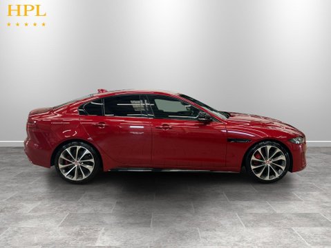Jaguar XE 2.0 P250i R-Dynamic Black Saloon 4dr Petrol Auto Euro 6 (s/s) (250 ps) 8
