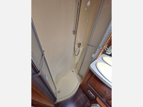 Carthago E-line Chic i47 41