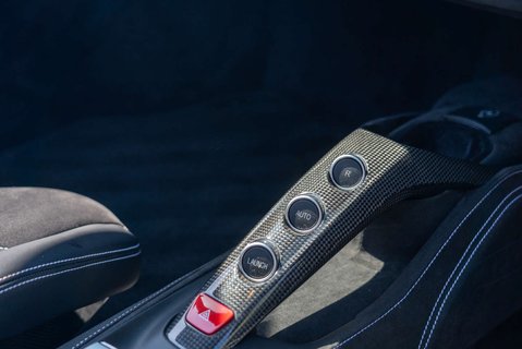 Ferrari 488 Spider 15