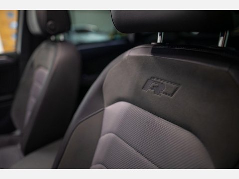Volkswagen Tiguan 1.5 TSI EVO R-Line Tech DSG Euro 6 (s/s) 5dr 59
