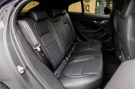 Jaguar I-Pace BLACK 42