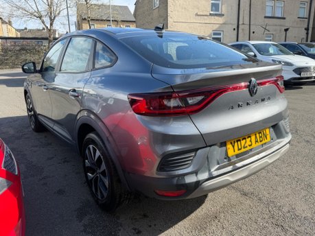 Renault Arkana EVOLUTION TCE MHEV 6