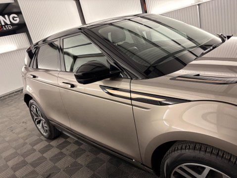 Land Rover Range Rover Evoque 1.5 P300e 12.2kWh R-Dynamic HSE Auto 4WD Euro 6 (s/s) 5dr 43