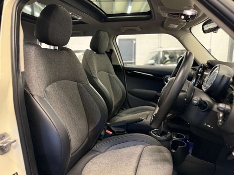 Mini Hatch 1.5 Cooper Auto 5dr 16