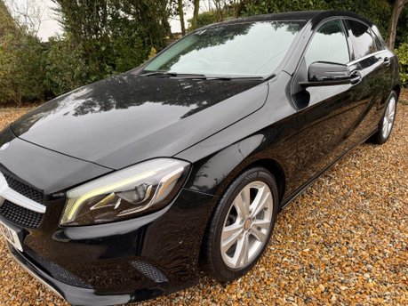 Mercedes-Benz A Class 2.1 A200d Sport (Premium) 7G-DCT Euro 6 (s/s) 5dr 5