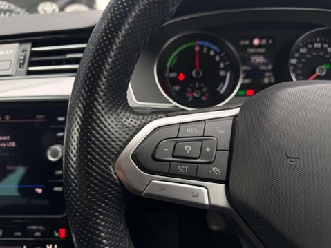 Volkswagen Passat 1.4 TSI 13kWh GTE DSG Euro 6 (s/s) 4dr 48