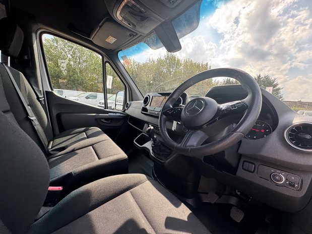 Mercedes-Benz Sprinter LWB L3H2 [SOLD CR] High Roof 315 Pro Cdi EURO 6 15