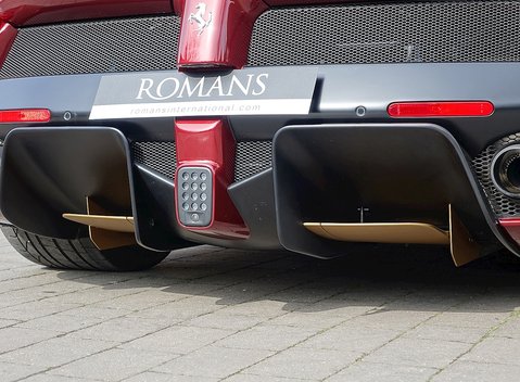 Ferrari LaFerrari 18