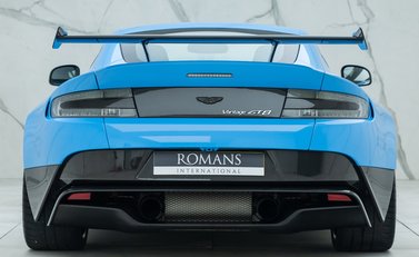 Aston Martin Vantage GT8 5