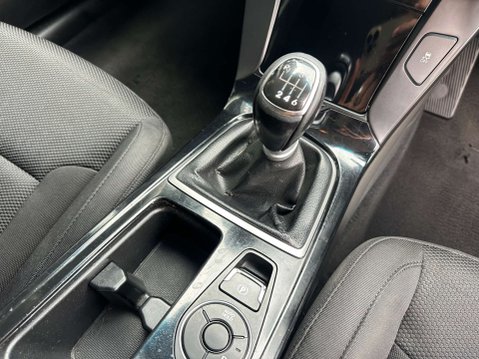 Hyundai i40 1.6 i40 Style GDi 5dr 23