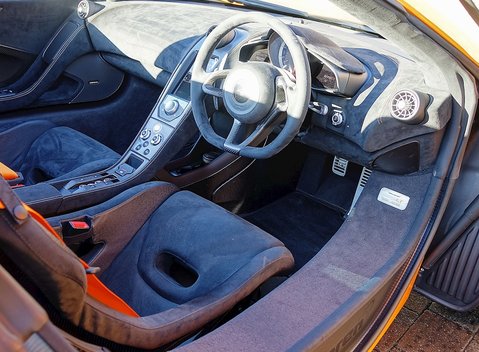 McLaren 675 LT Spider 22