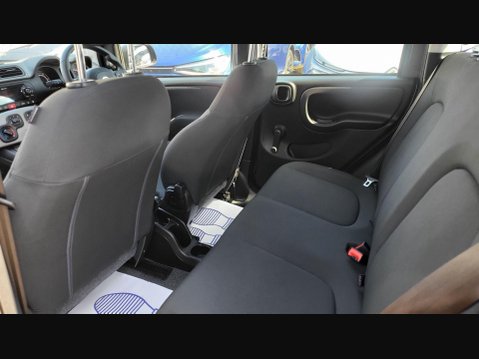 Fiat Panda WAZE EDITION 22