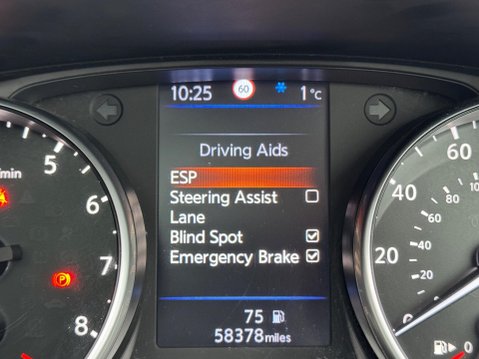 Nissan Qashqai 1.3 DIG-T Tekna Euro 6 (s/s) 5dr 25