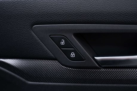 Volkswagen Golf 2.0 Golf GTi Clubsport TSi Semi-Auto 5dr 27