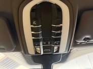 Porsche Cayenne 3.0 TD V6 SUV 5dr Diesel Tiptronic 4WD Euro 5 (s/s) (240 ps) 25