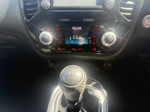 Nissan Juke 1.2 DIG-T N-Connecta SUV 5dr Petrol Manual Euro 6 14