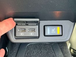 Nissan LEAF Leaf E+ Tekna 62 kw/h battery, 239 mile range, 5dr 72
