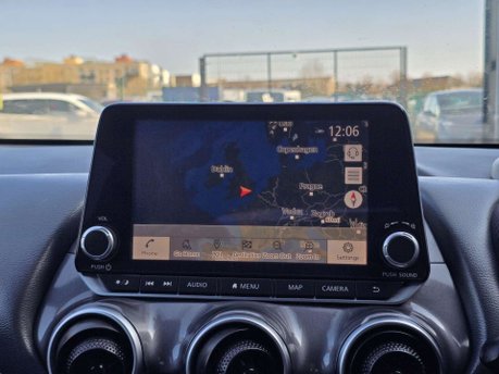 Nissan Juke 1.0 DIG-T N-Connecta SUV 5dr Petrol DCT Auto Euro 6 (s/s) (114 ps) 31