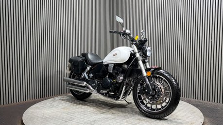 Ajs Highway Star 125 2020 ONLY 1K, 1 OWNER, MOT OCTOBER 2027 SERVICED CRUISER BIKE 125CC 2