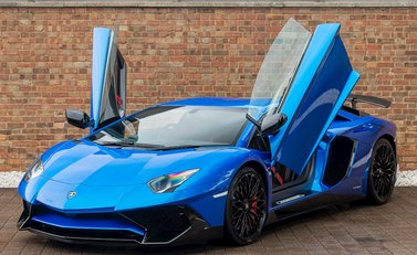 Lamborghini Aventador SV LP 750-4 Coupe 7