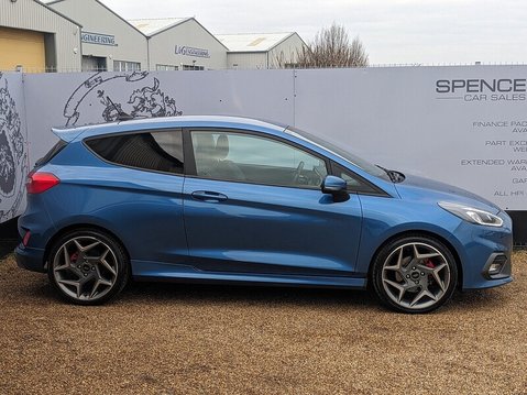 Ford Fiesta ST-3 9