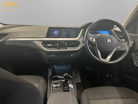 BMW 1 Series 1.5 118i SE (LCP) Hatchback 5dr Petrol DCT Euro 6 (s/s) (136 ps) Air Con - 19