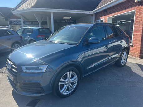 Audi Q3 TFSI S LINE NAVIGATION 1