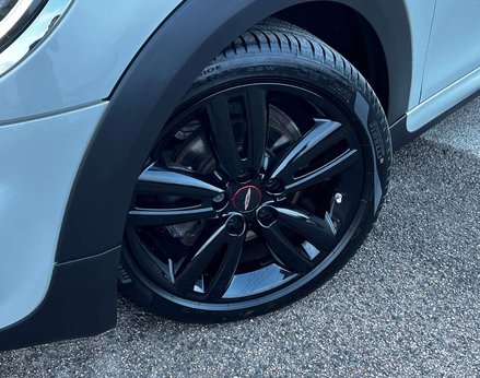 Mini Hatch 1.5 Cooper Sport Auto 3dr 3