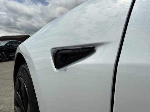 Tesla Model 3 Saloon 4dr Electric Auto RWD (241 bhp) 46