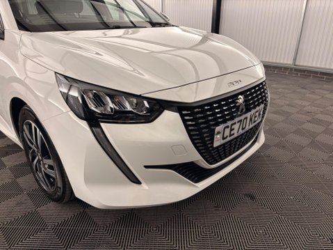 Peugeot 208 1.2 PureTech Allure Premium Euro 6 (s/s) 5dr 44