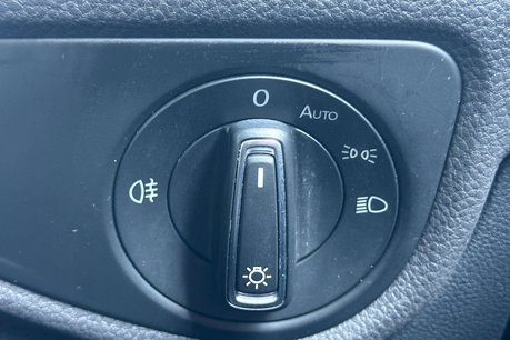 Volkswagen Touran 2.0 TDI SE MPV 5dr Diesel Manual Euro 6 (s/s) (150 ps) 32