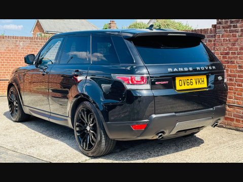 Land Rover Range Rover Sport 3.0 SD V6 HSE Dynamic SUV 5dr Diesel Auto 4WD Euro 6 (s/s) (306 ps) 6