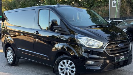 Ford Transit Custom 280 LIMITED ECOBLUE - NO VAT - 1 OWNER—FULL SERVICE HISTORY -APPLE CARPLAY  