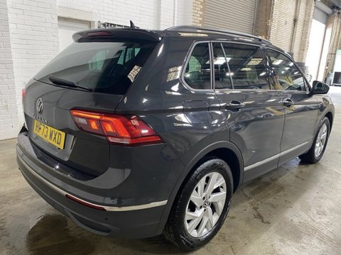 Volkswagen Tiguan LIFE TSI DSG 5