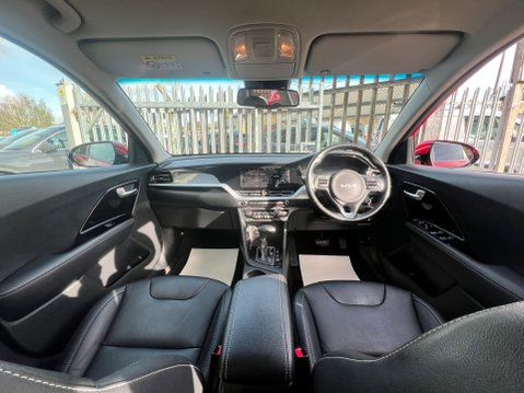 Kia Niro 3 28