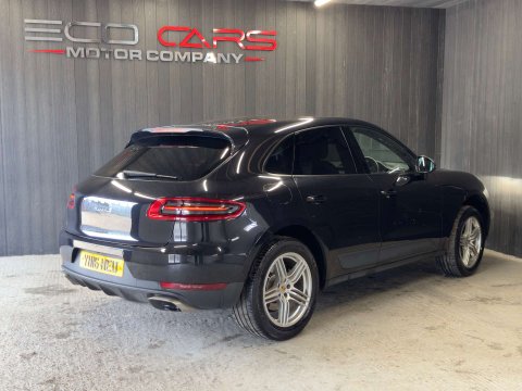 Porsche Macan 2.0T SUV 5dr Petrol PDK 4WD (s/s) (252 ps) 2