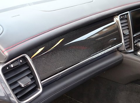 Porsche Panamera GTS 6