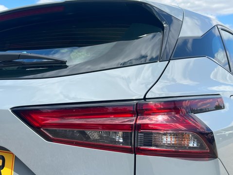 Nissan Qashqai DIG-T ACENTA PREMIUM DCT MHEV 19