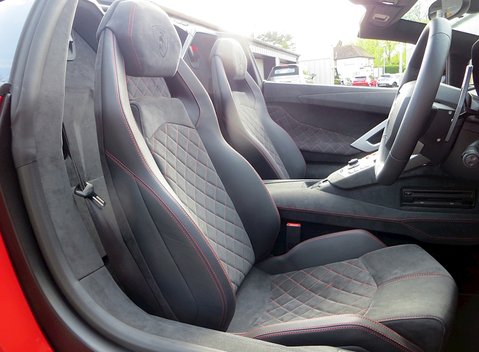 Lamborghini Aventador LP 720-4 Roadster 50th Anniversary 10