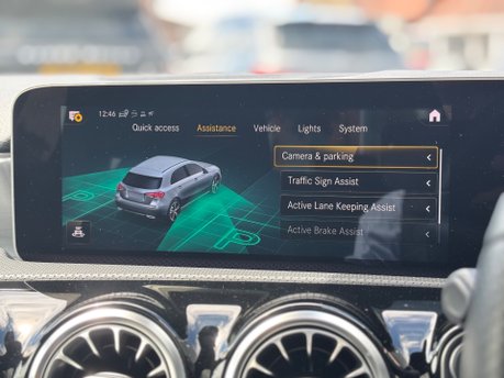 Mercedes-Benz A Class A 180 D AMG LINE PREMIUM PLUS 21