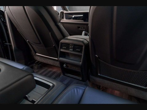 Porsche Cayenne 3.0 V6 E-Hybrid 25.9kWh Black Edition Coupe 5dr Petrol Plug-in Hybrid Tiptr 35