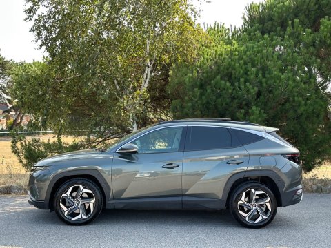 Hyundai TUCSON 1.6 h T-GDi Ultimate Auto Euro 6 (s/s) 5dr 9