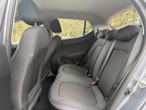 Hyundai i10 1.2 SE Auto Euro 6 5dr 21